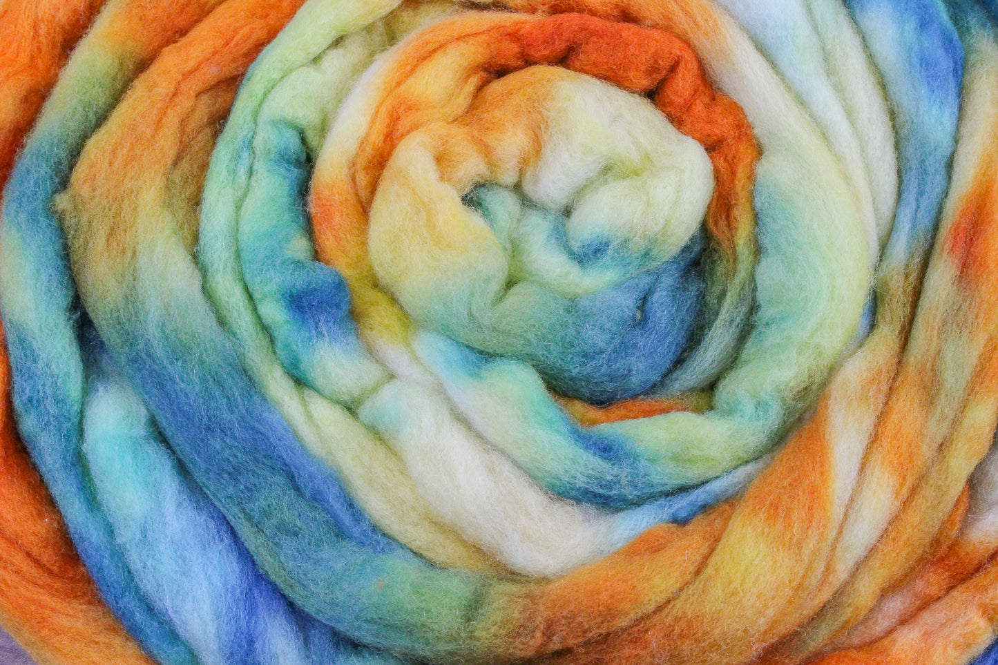 Merino hand dyed roving, combed top - 4 oz