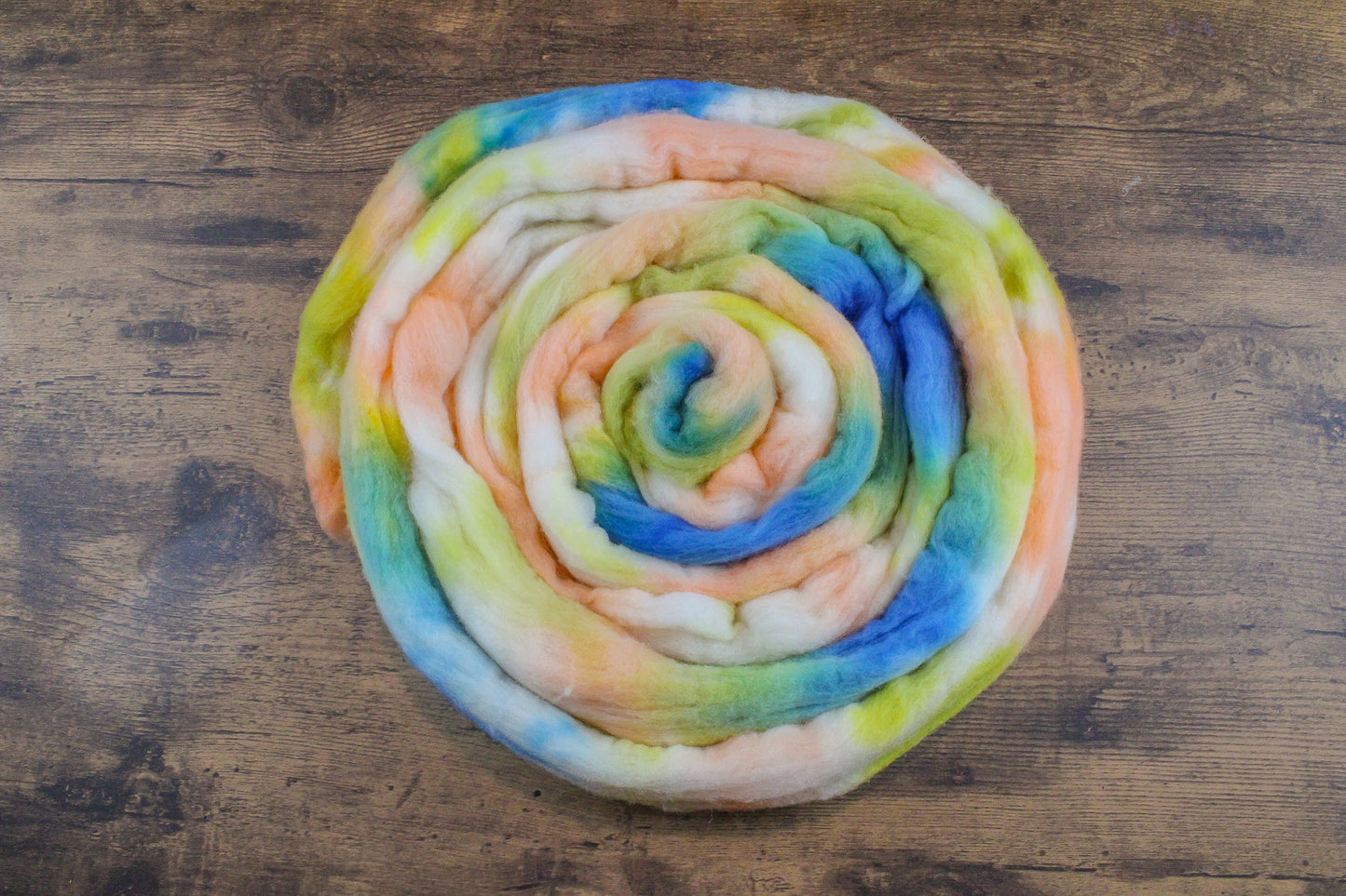 Merino hand dyed roving, combed top - 4 oz