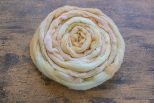 Corriedale Cross hand dyed roving, combed top - 4 oz