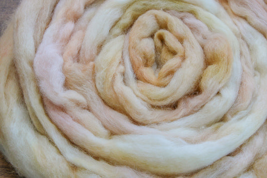 Corriedale Cross hand dyed roving, combed top - 4 oz