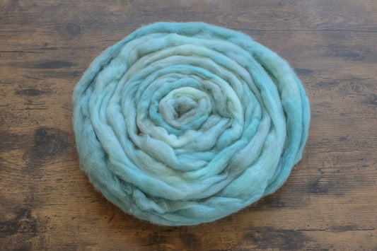 Corriedale Cross hand dyed roving, combed top - 4 oz